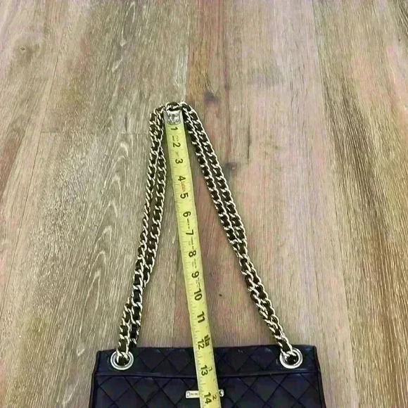 Rebecca Minkoff black affair quilted leather purse with chainlink strap - Picture 9 of 9